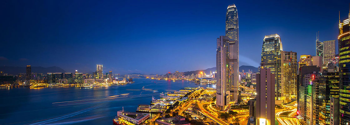 勇攀高峰，梦想飞扬